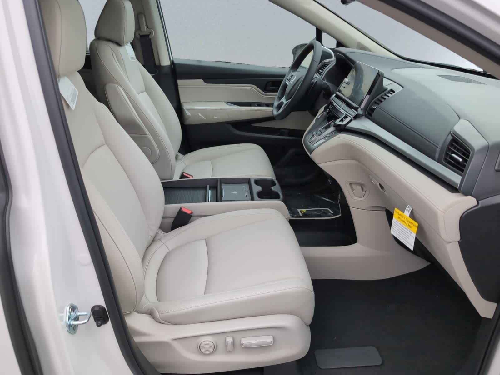 new 2025 Honda Odyssey car, priced at $44,125