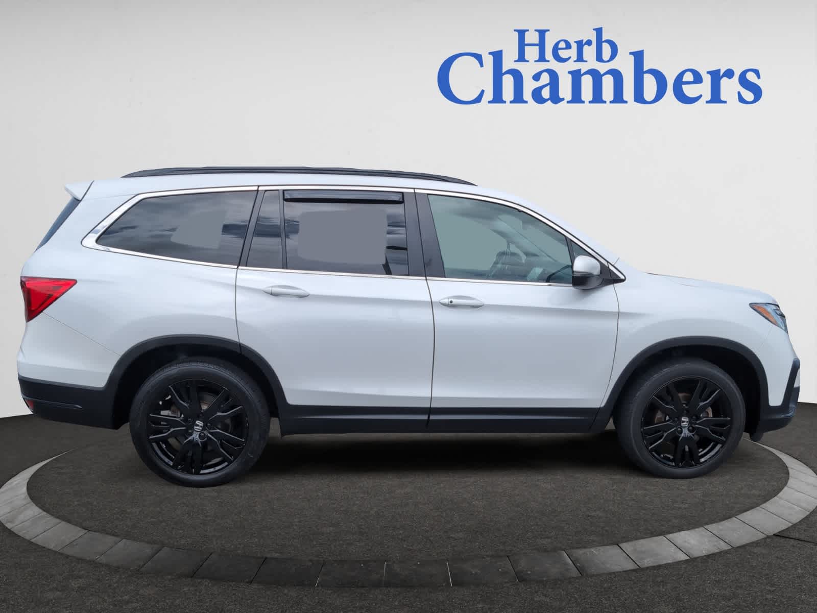 used 2022 Honda Pilot car, priced at $31,998