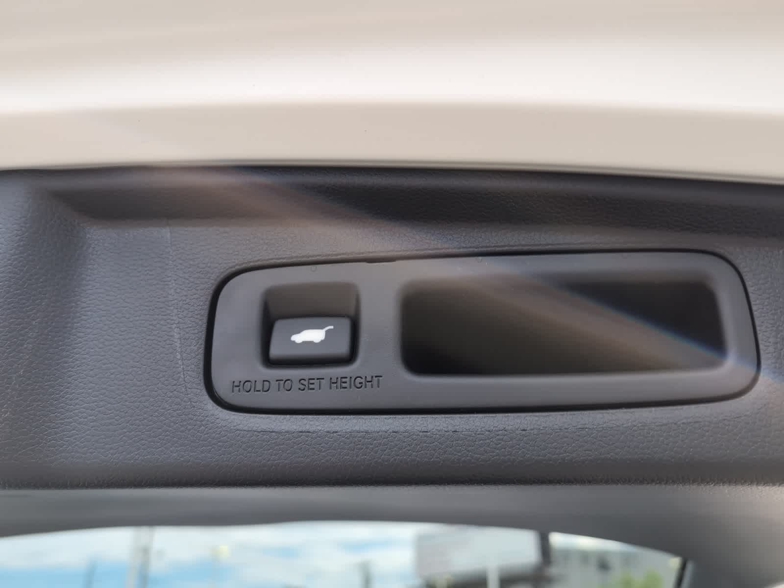 new 2025 Honda CR-V Hybrid car, priced at $42,950