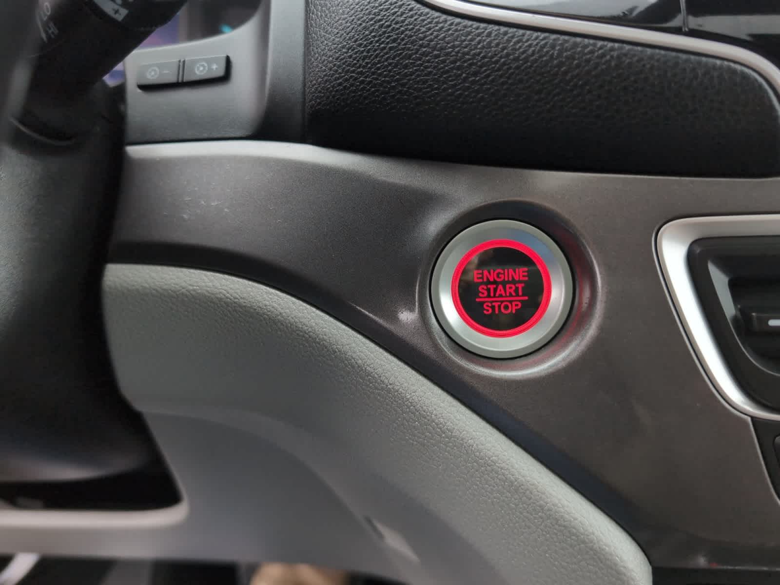 used 2021 Honda Pilot car, priced at $29,398