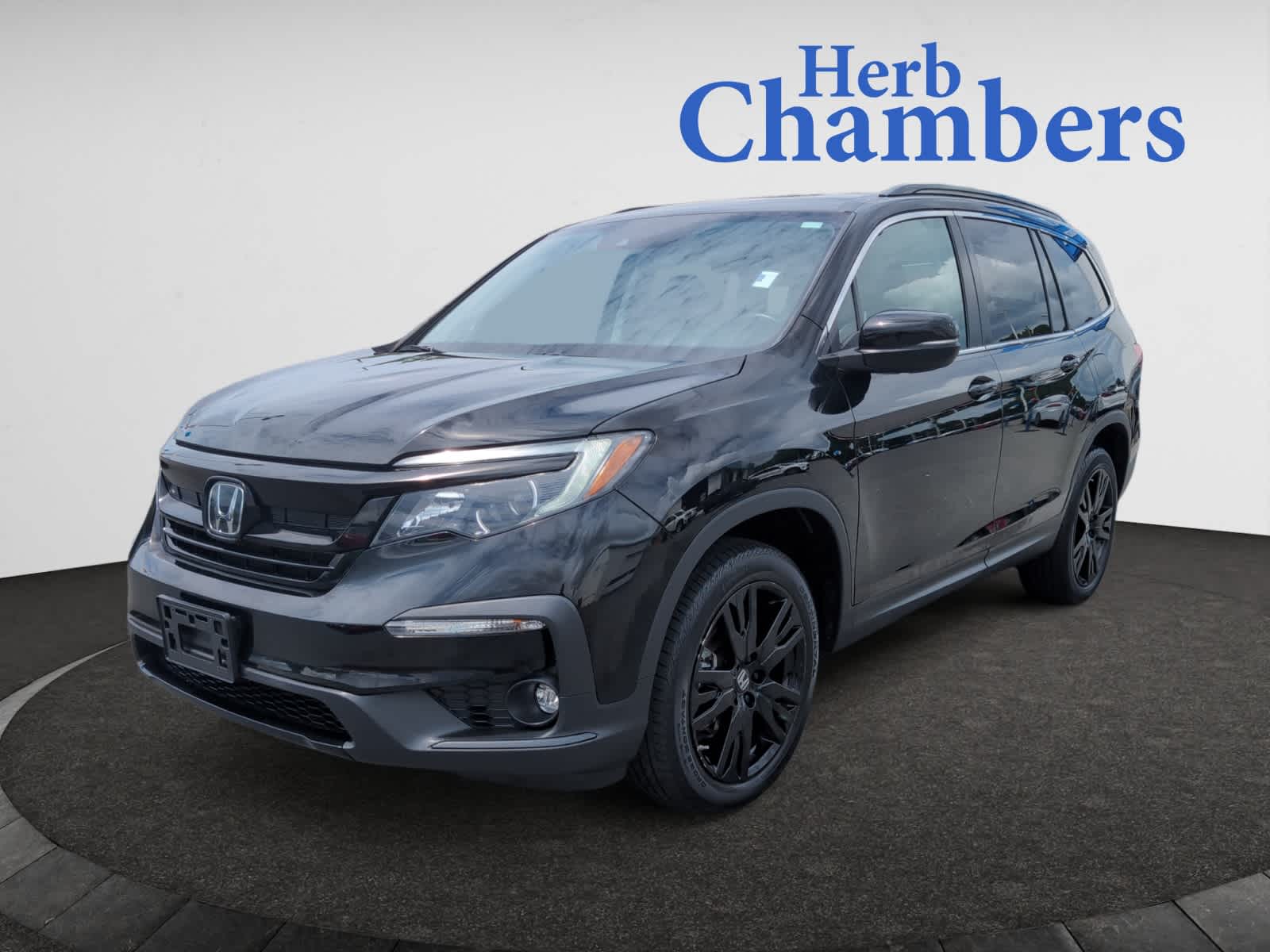 used 2022 Honda Pilot car, priced at $35,998