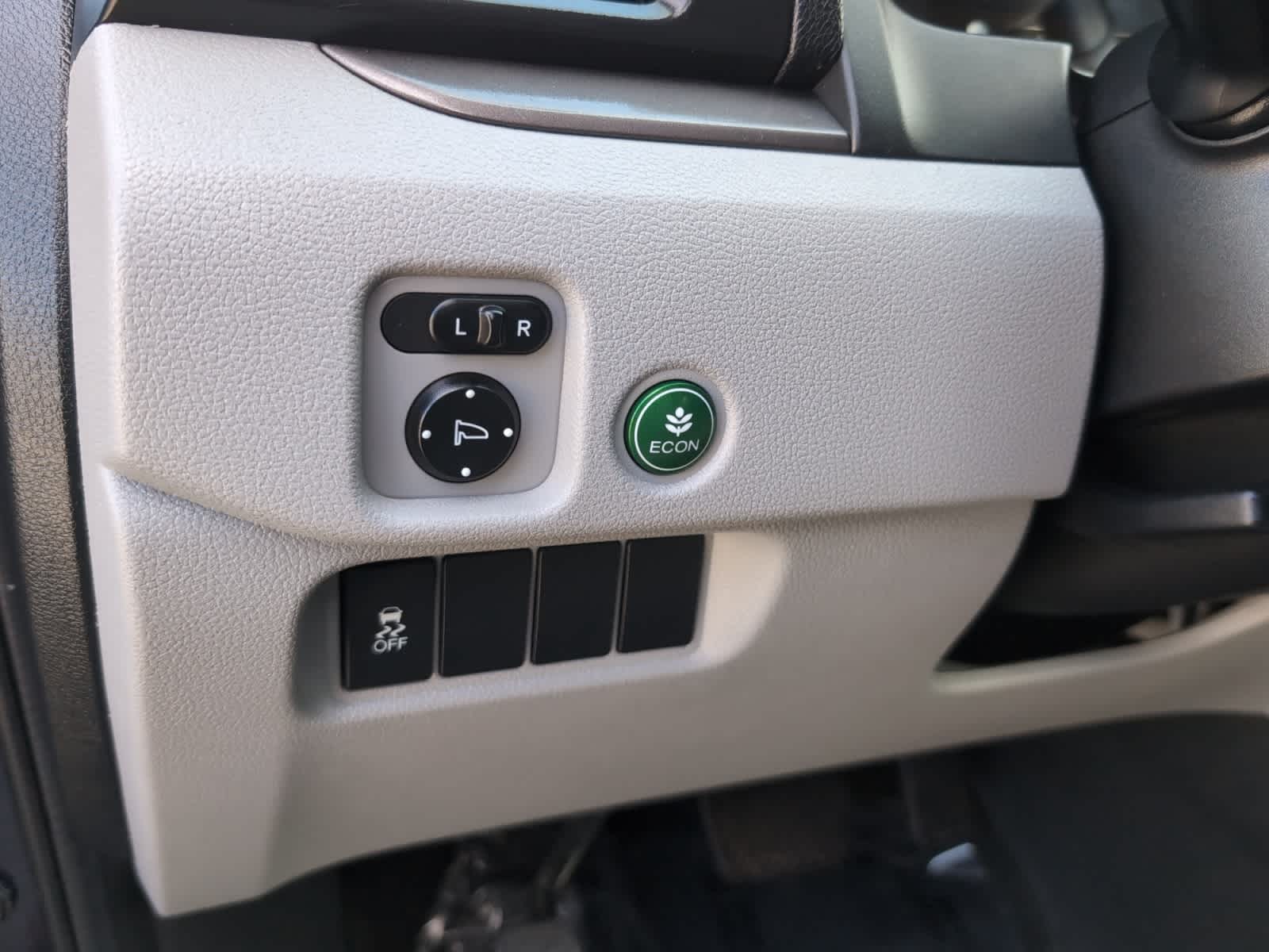 used 2017 Honda Pilot car, priced at $21,498