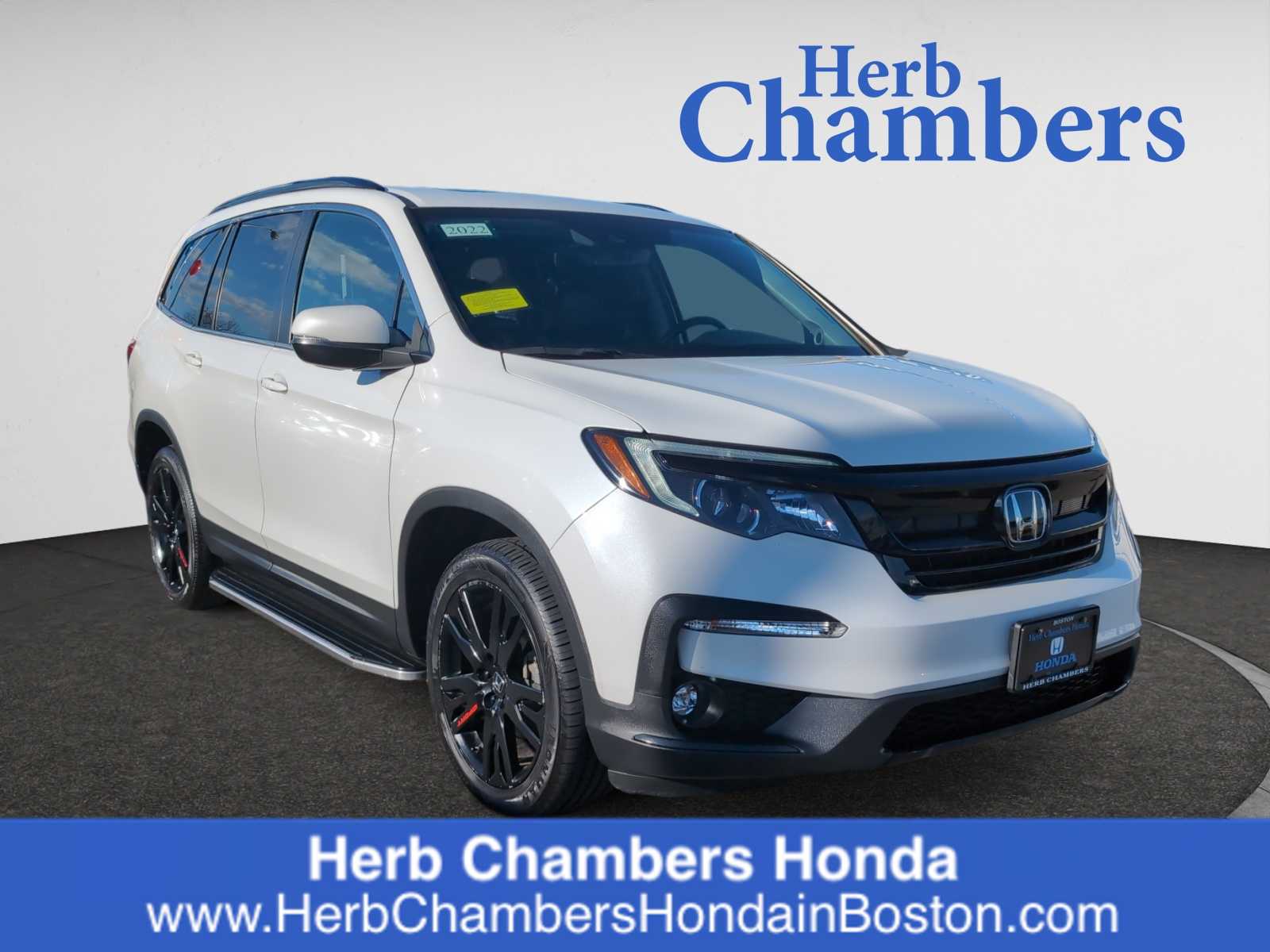 used 2022 Honda Pilot car, priced at $29,998