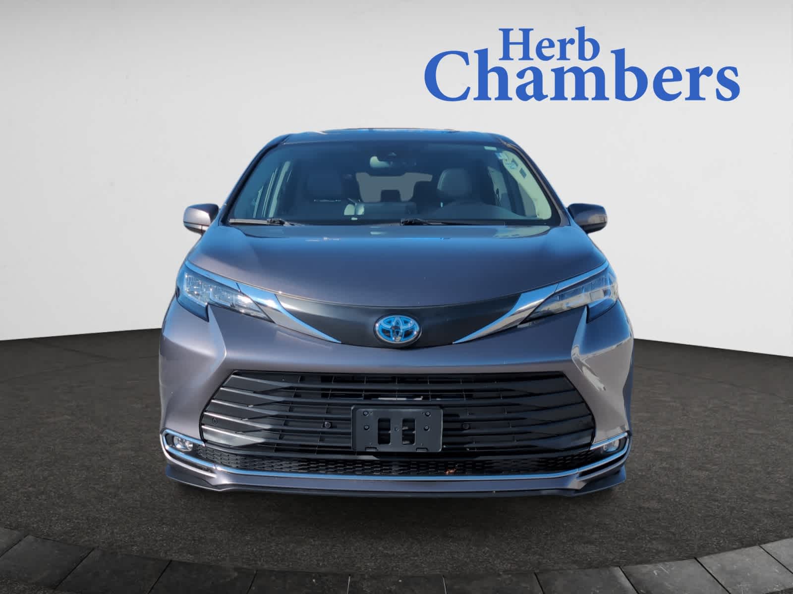 used 2021 Toyota Sienna car, priced at $32,998