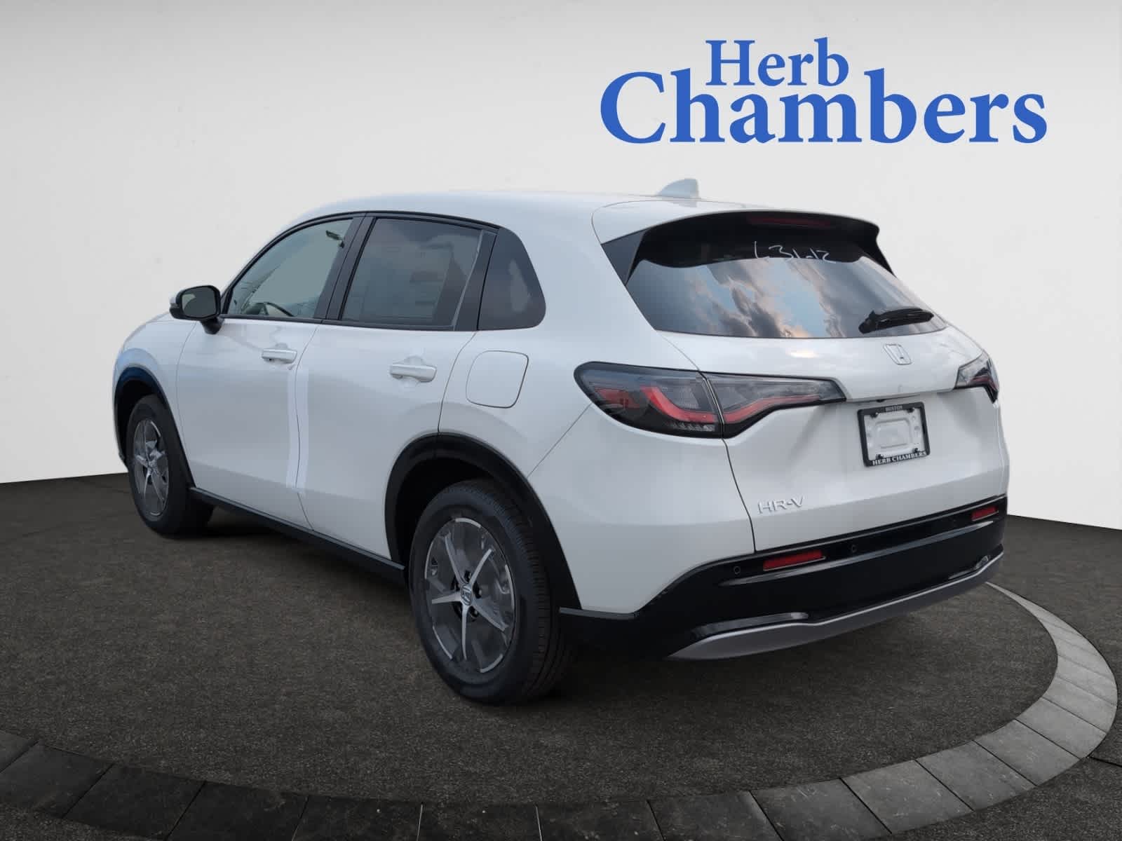 new 2025 Honda HR-V car, priced at $32,850