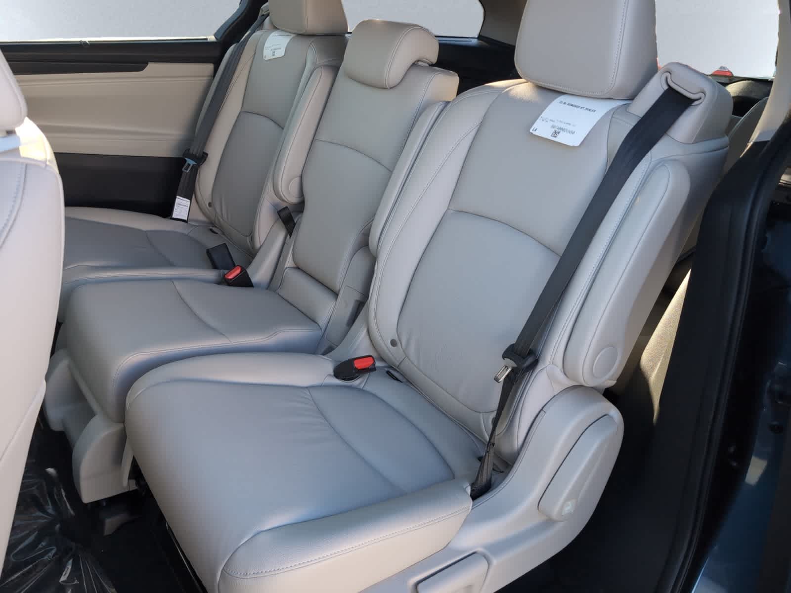 new 2025 Honda Odyssey car, priced at $44,275