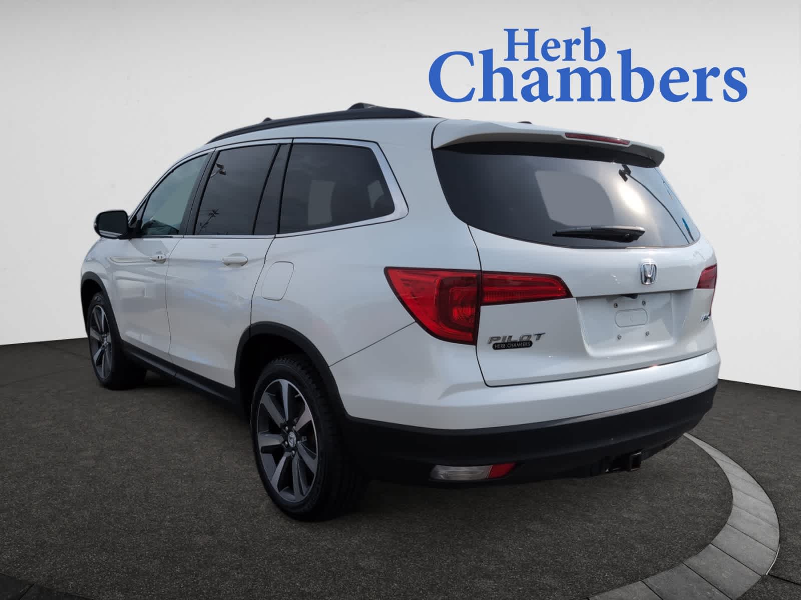 used 2018 Honda Pilot car, priced at $24,898