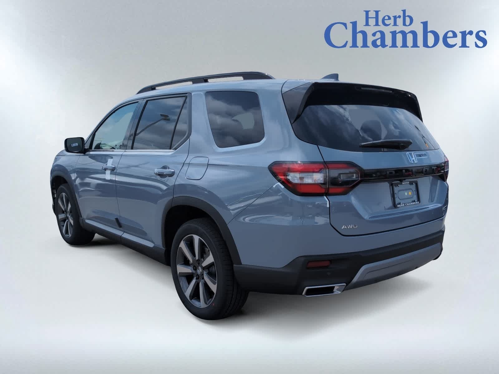 new 2025 Honda Pilot car, priced at $51,505