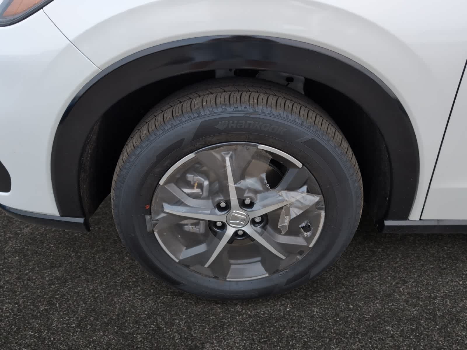 new 2025 Honda HR-V car, priced at $32,850