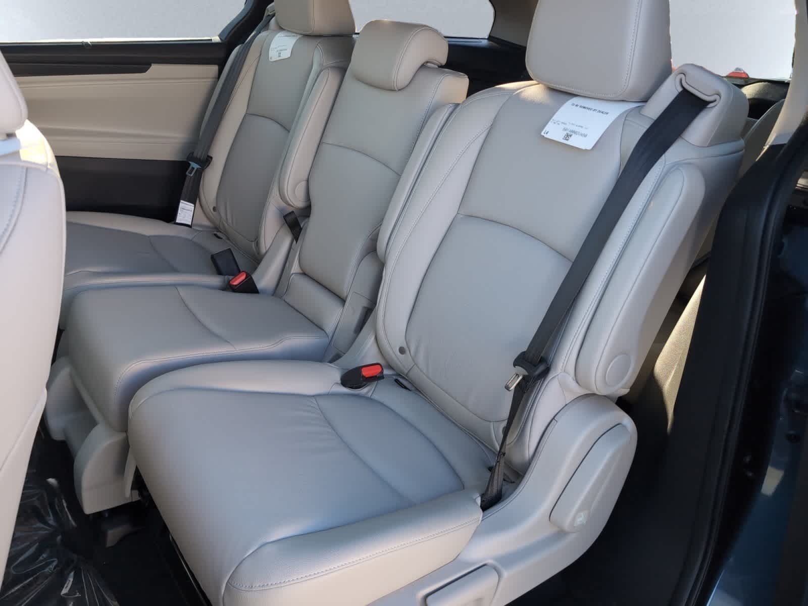 new 2025 Honda Odyssey car, priced at $43,315