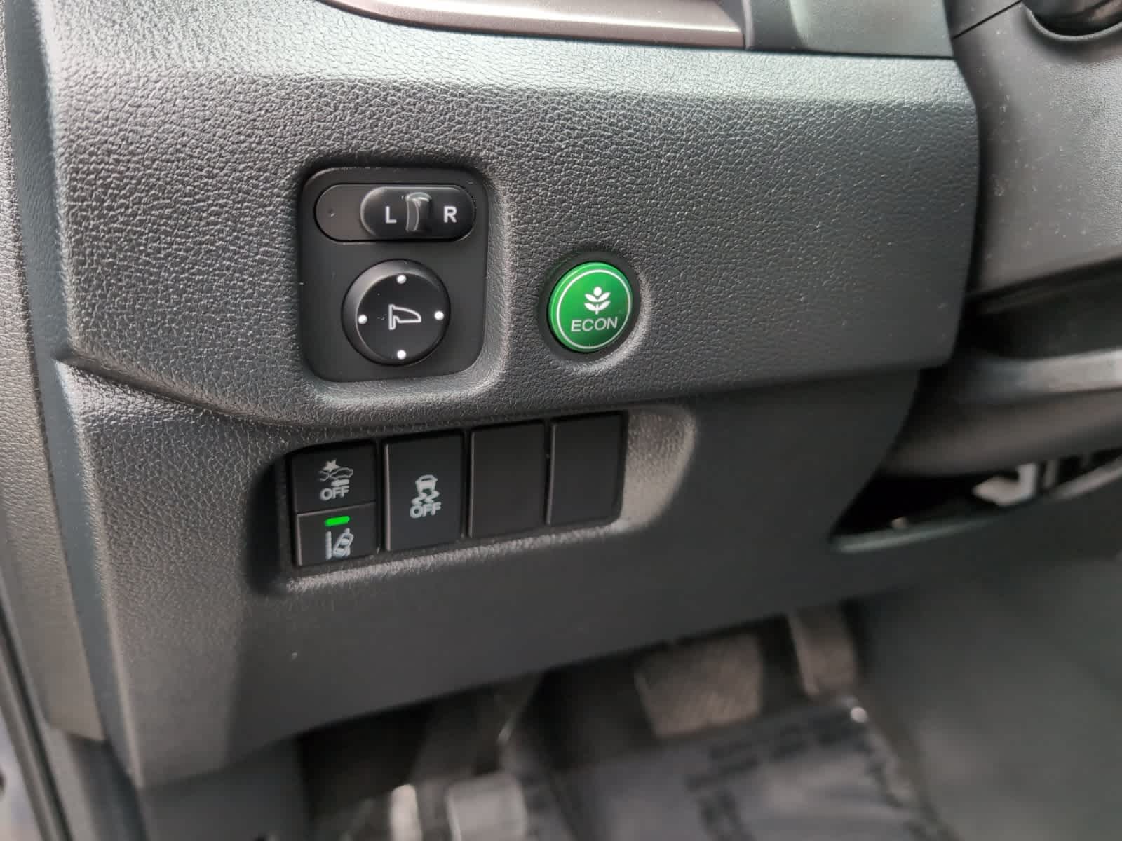 used 2022 Honda Pilot car, priced at $32,298
