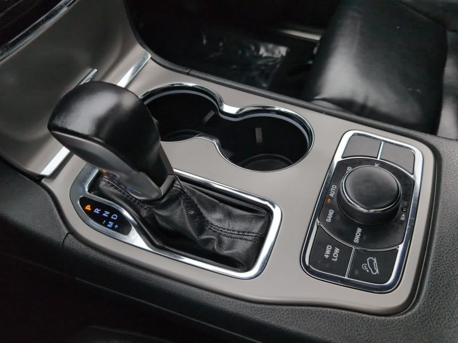 used 2022 Jeep Grand Cherokee WK car, priced at $30,998