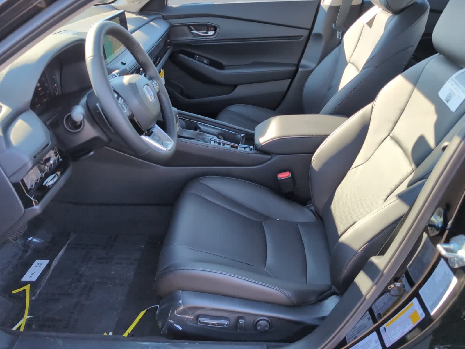 new 2025 Honda Accord Hybrid car, priced at $40,450