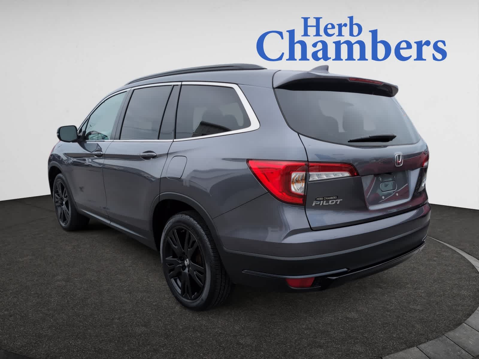 used 2022 Honda Pilot car, priced at $32,298