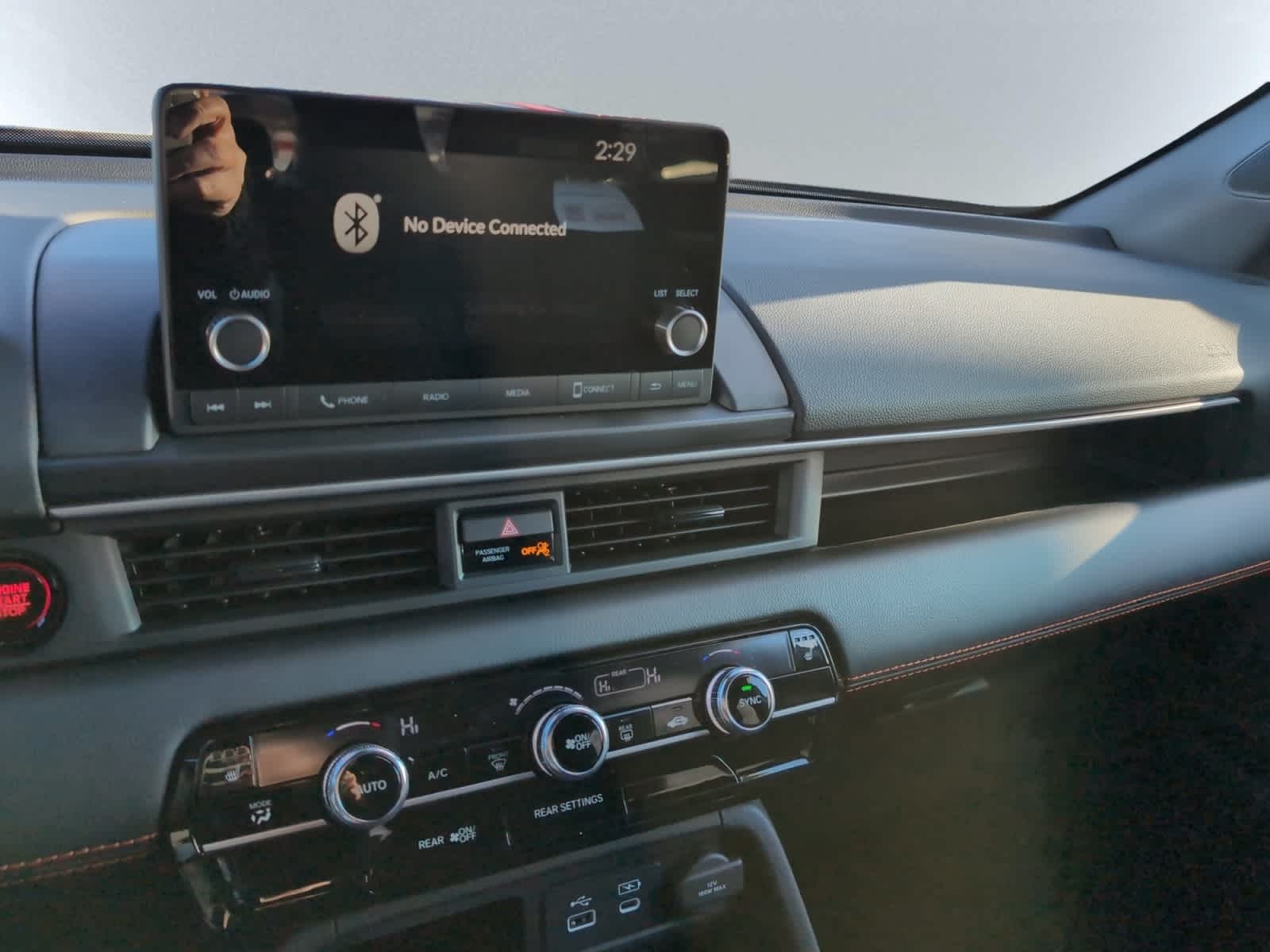 new 2025 Honda Pilot car, priced at $43,750
