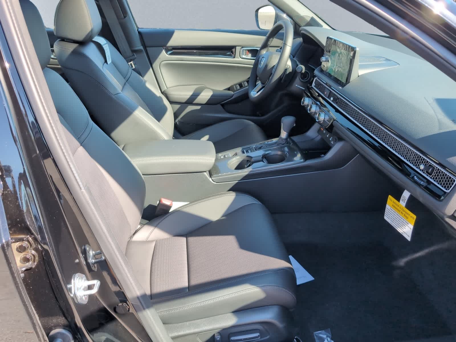 new 2025 Honda Civic Hybrid car, priced at $33,100