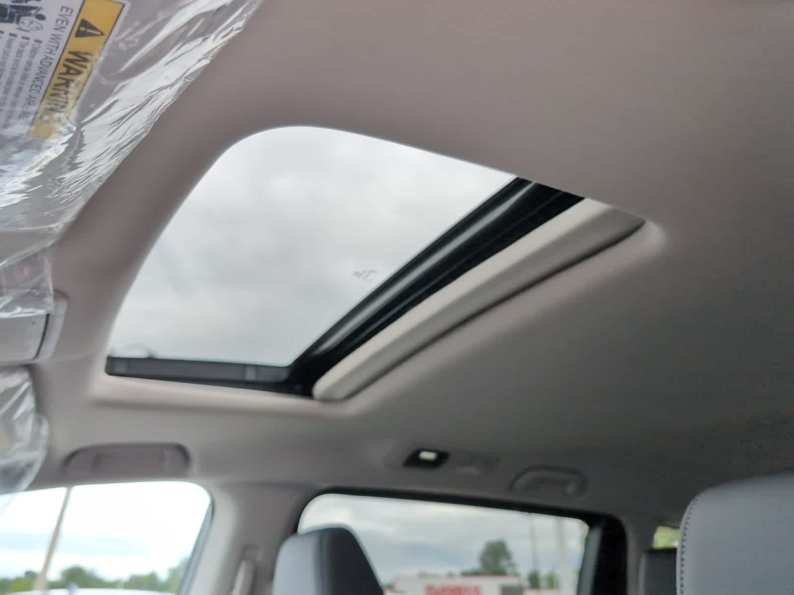 new 2025 Honda Odyssey car, priced at $43,670