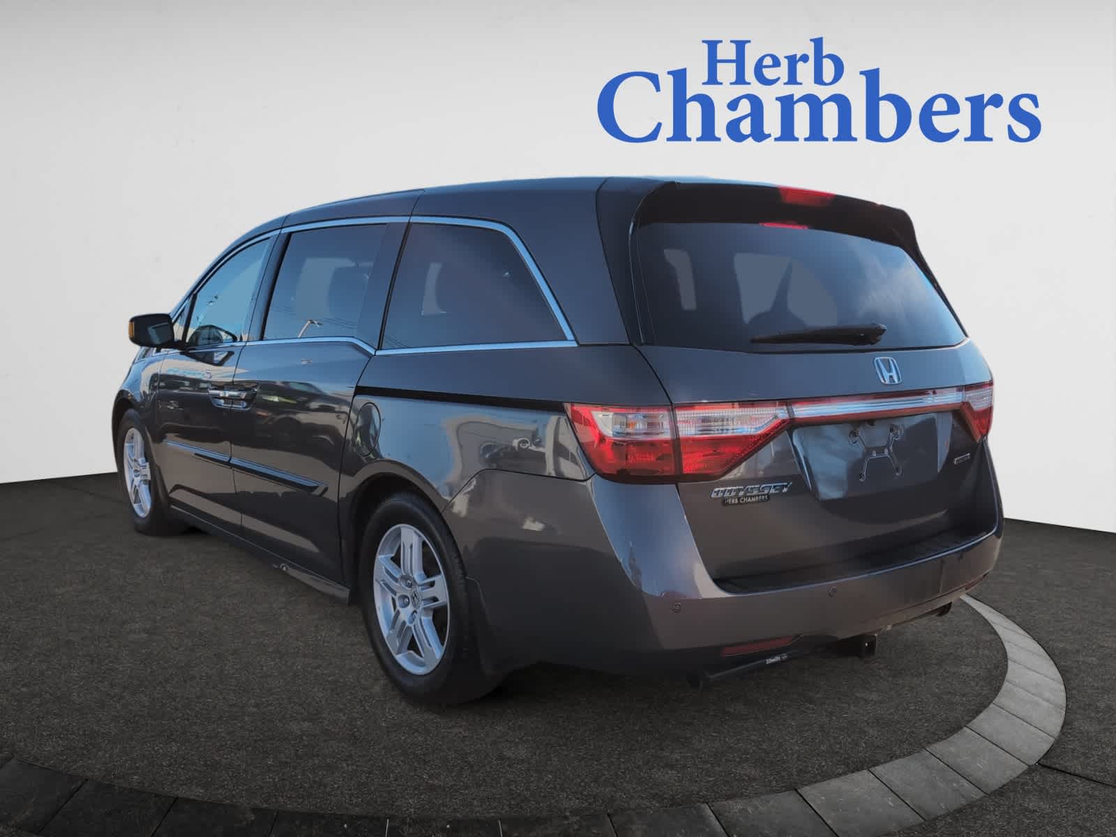 used 2013 Honda Odyssey car, priced at $17,998