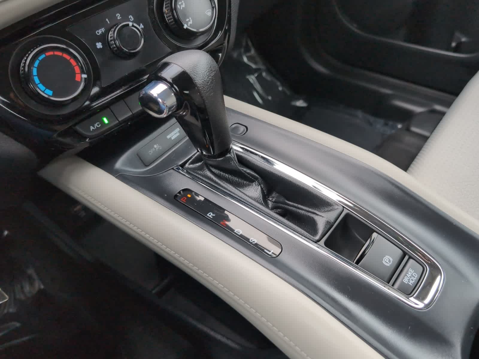 used 2022 Honda HR-V car, priced at $22,298