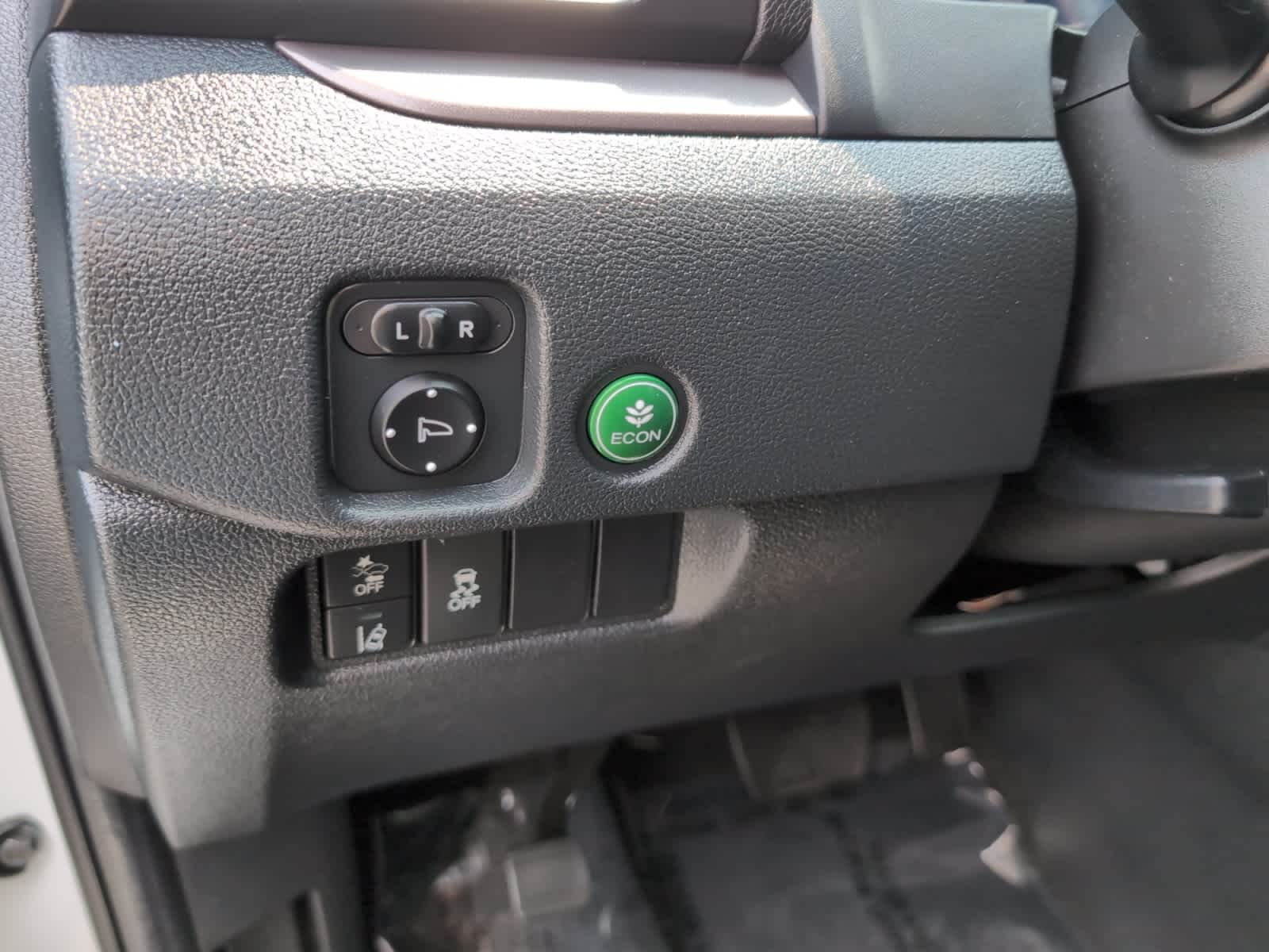 used 2022 Honda Pilot car, priced at $30,698