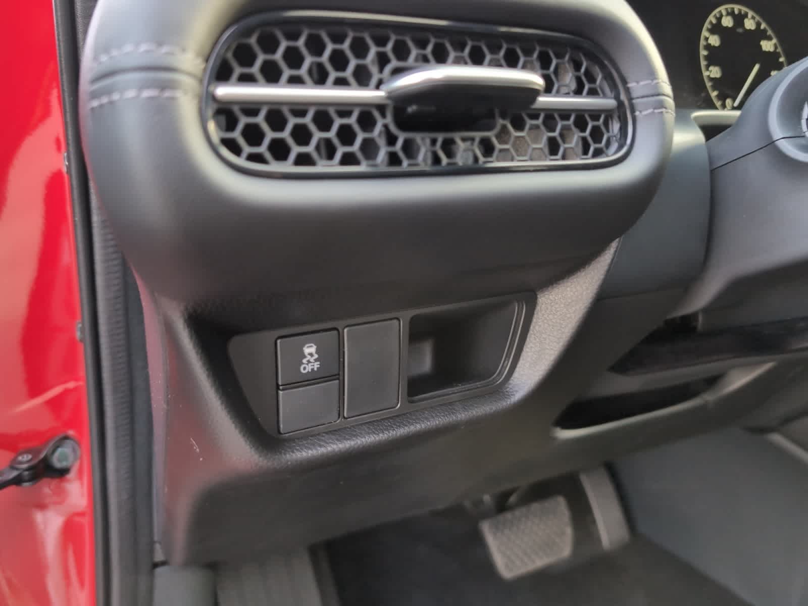new 2025 Honda HR-V car, priced at $32,395