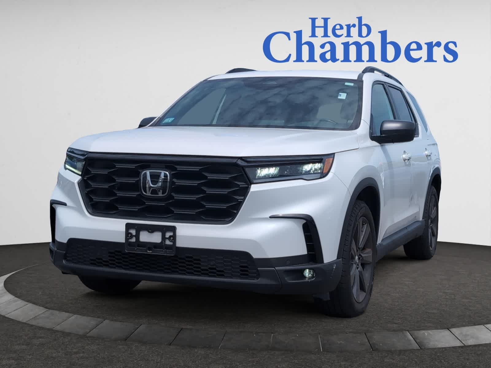 used 2023 Honda Pilot car, priced at $36,998
