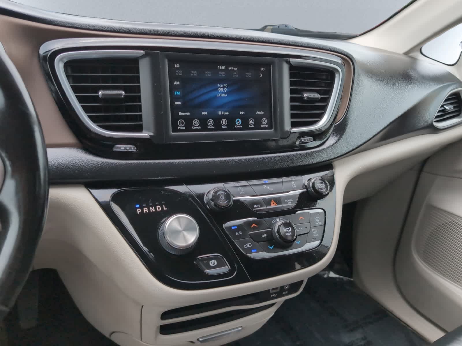 used 2019 Chrysler Pacifica car, priced at $20,998