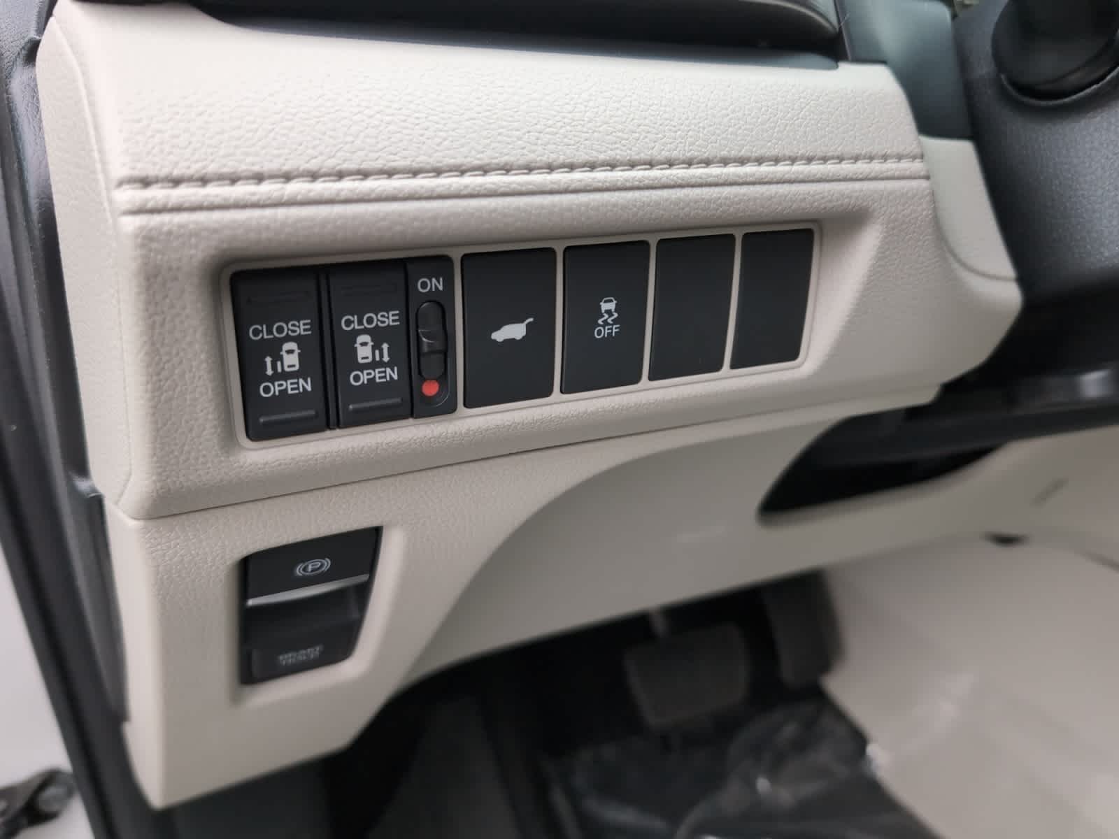 new 2025 Honda Odyssey car, priced at $44,125