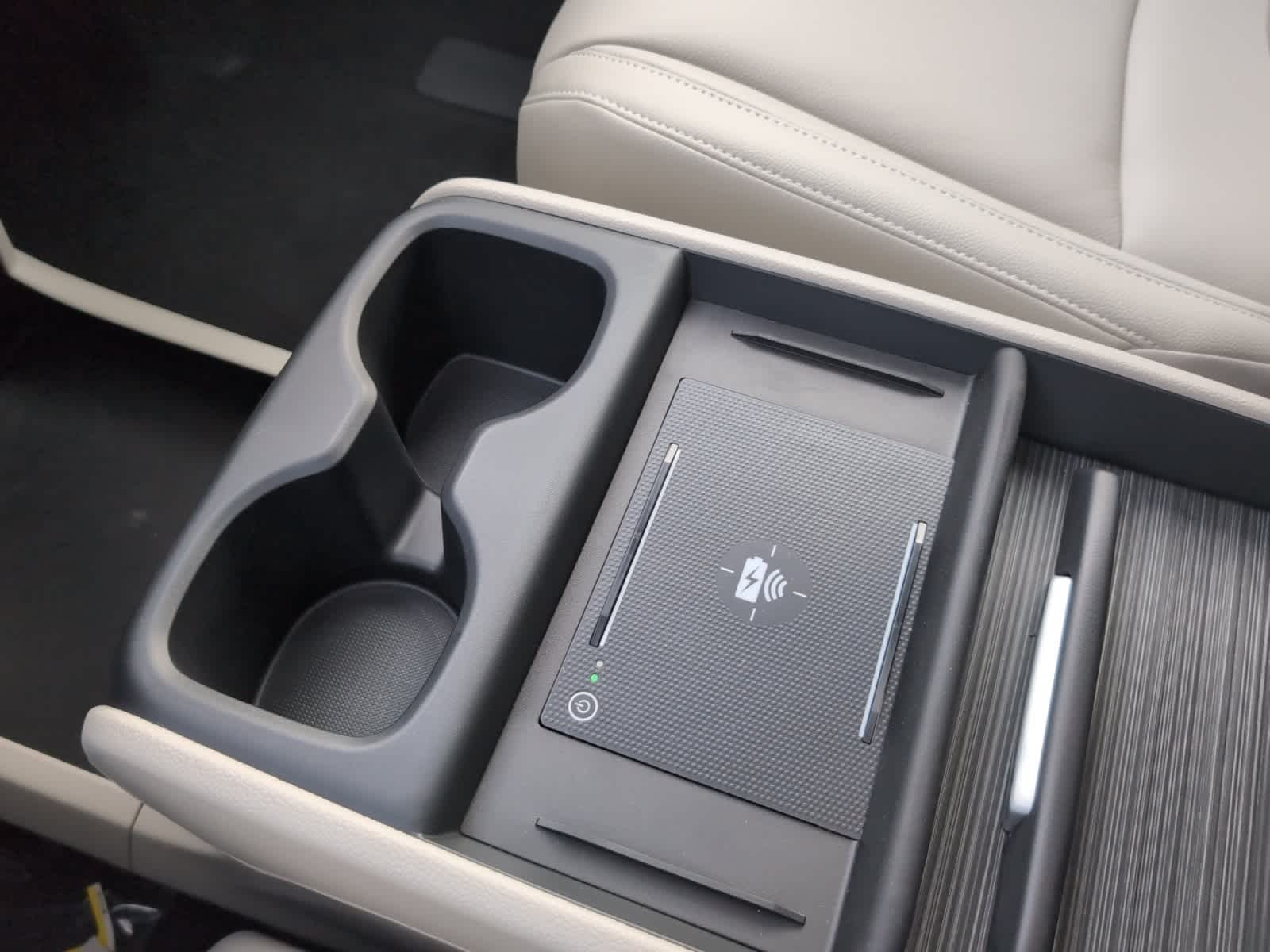new 2025 Honda Odyssey car, priced at $43,670