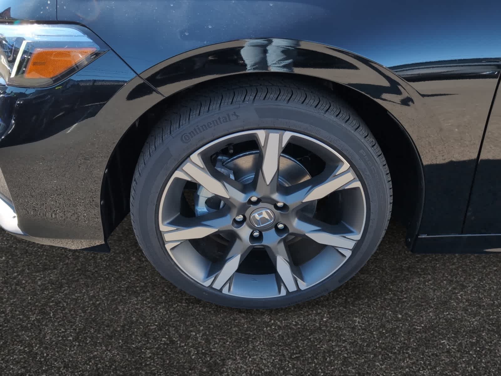 new 2025 Honda Civic Hybrid car, priced at $33,100