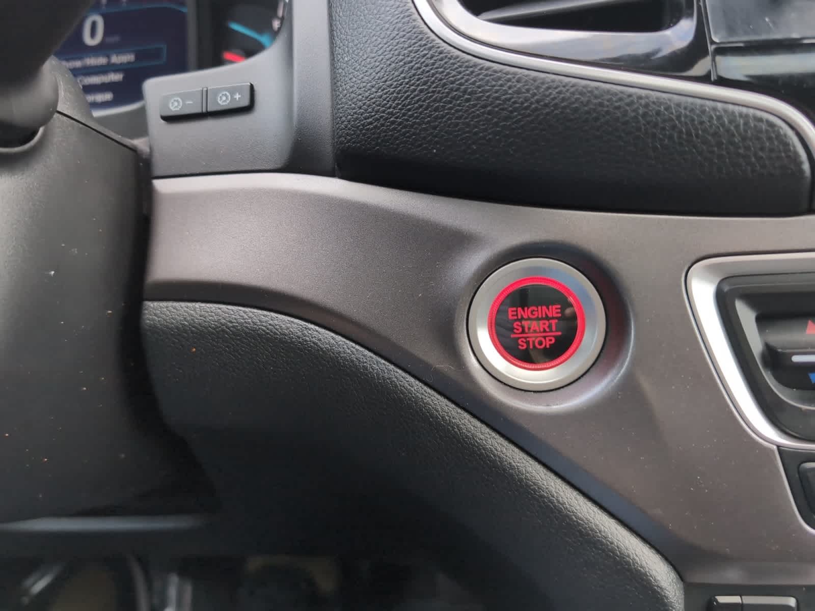 used 2022 Honda Pilot car, priced at $31,998