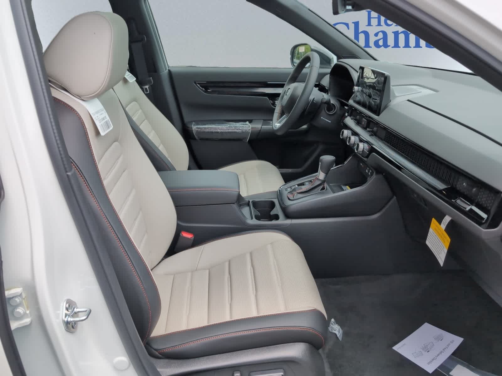 new 2025 Honda CR-V Hybrid car, priced at $42,950