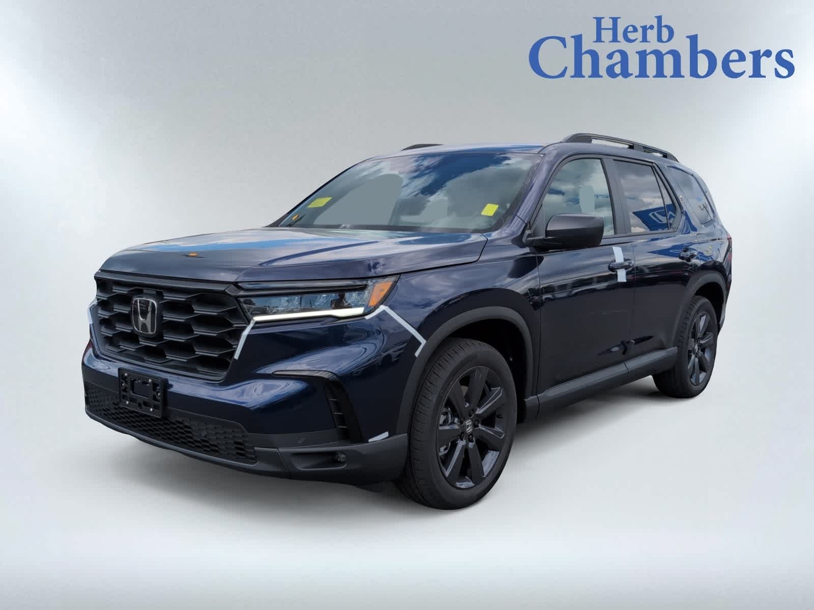 new 2025 Honda Pilot car, priced at $43,695