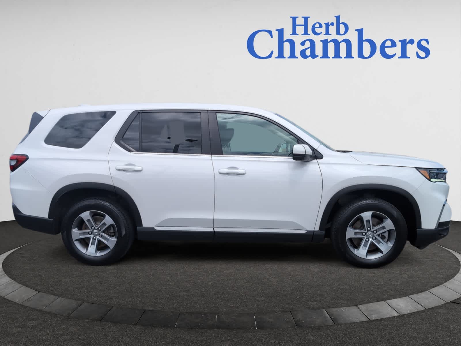 used 2023 Honda Pilot car, priced at $37,498