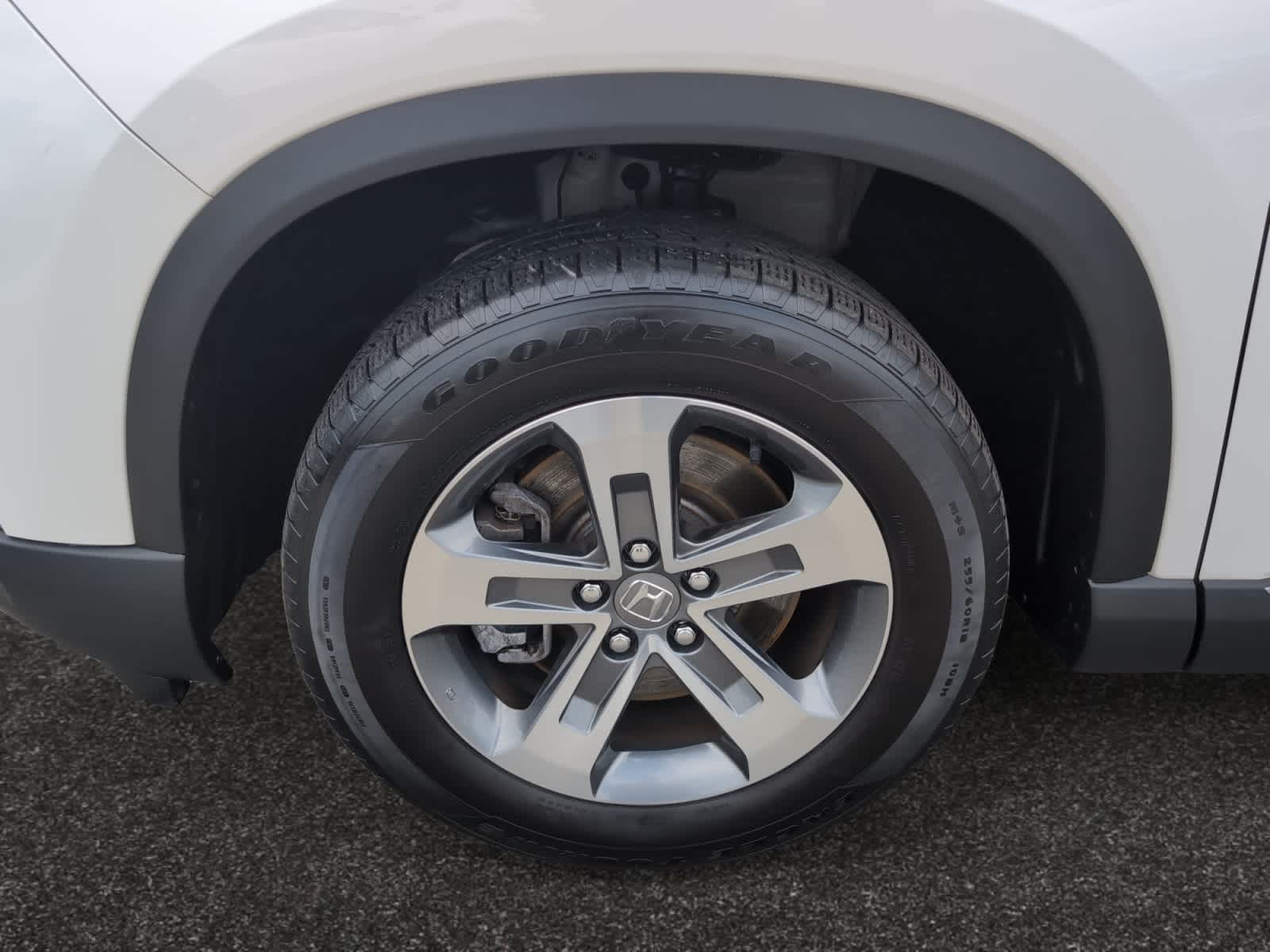 used 2023 Honda Pilot car, priced at $37,498