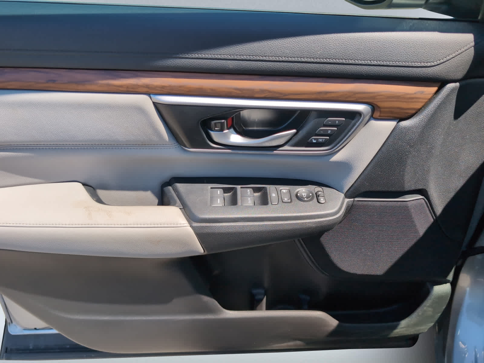 used 2020 Honda CR-V Hybrid car, priced at $28,698
