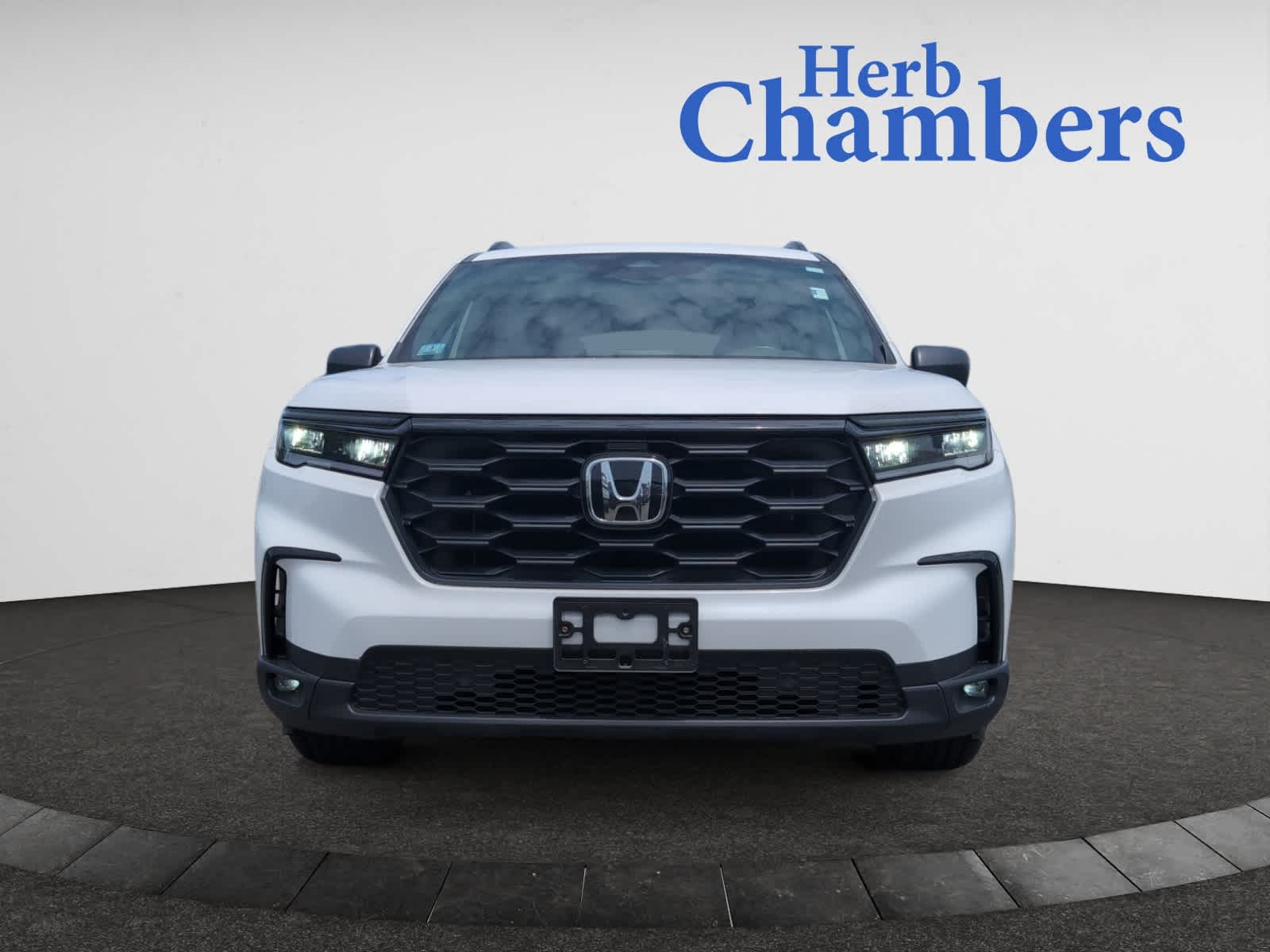 used 2023 Honda Pilot car, priced at $36,998