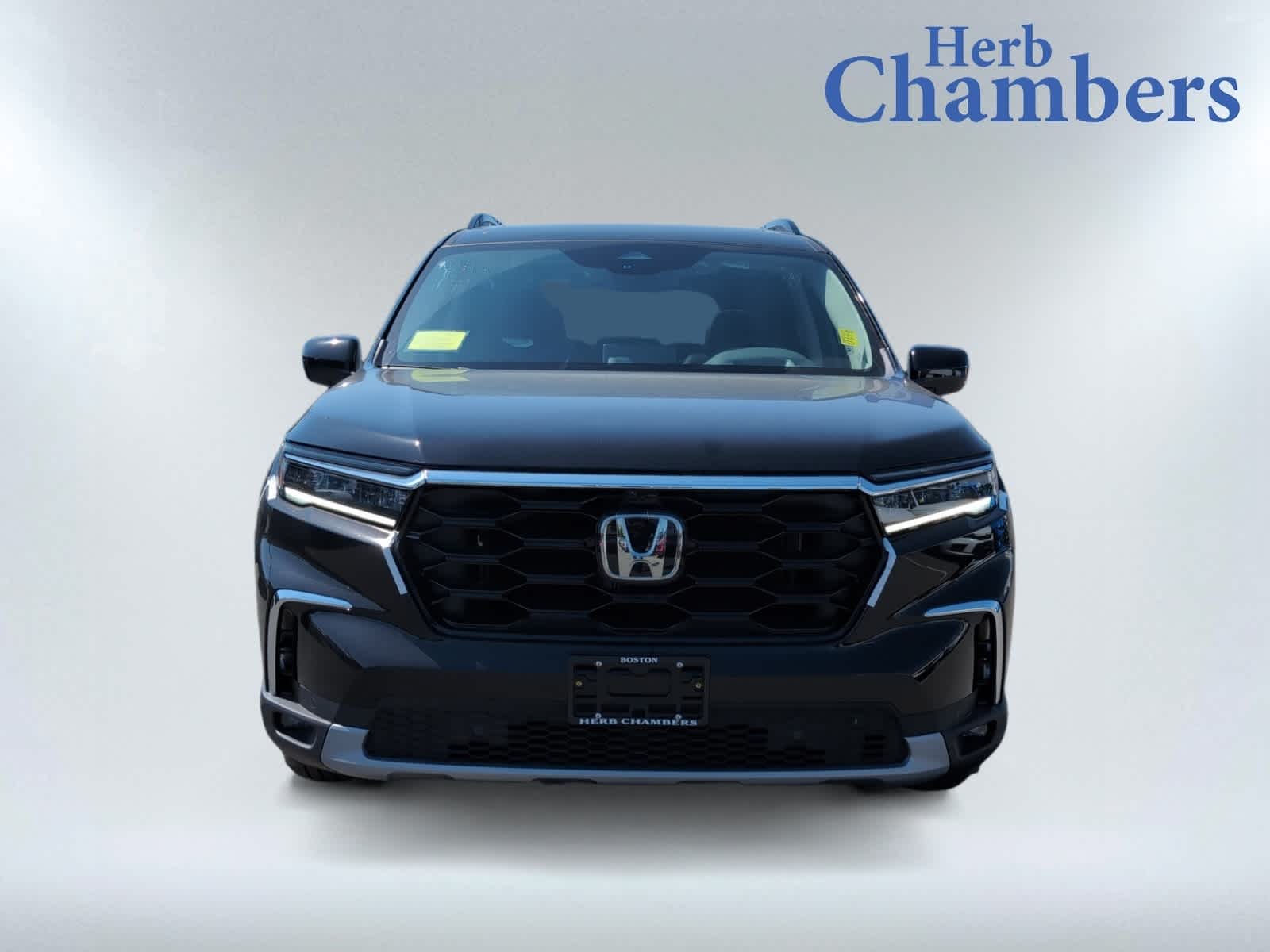 new 2025 Honda Pilot car, priced at $56,250