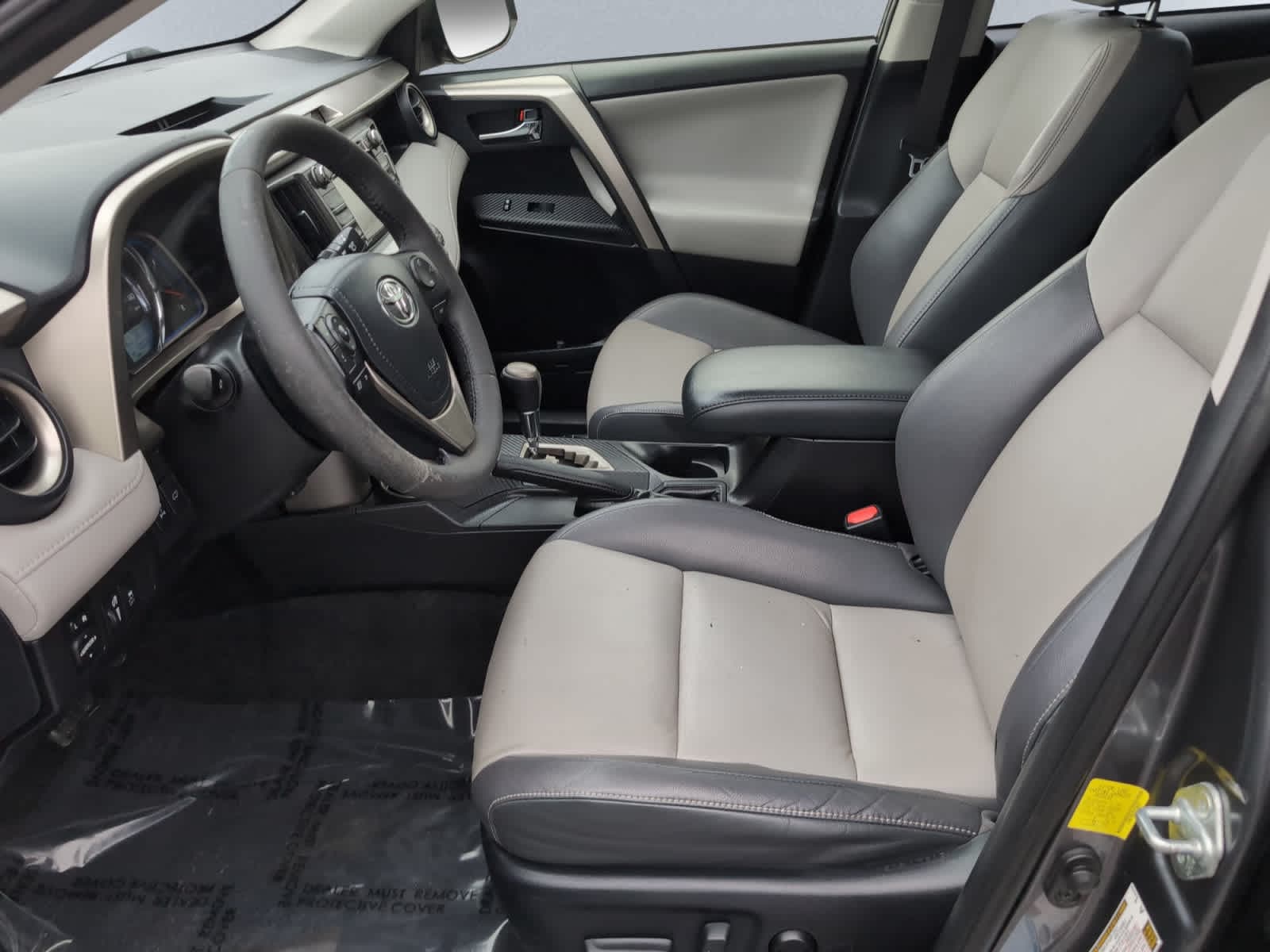 used 2015 Toyota RAV4 car, priced at $18,498