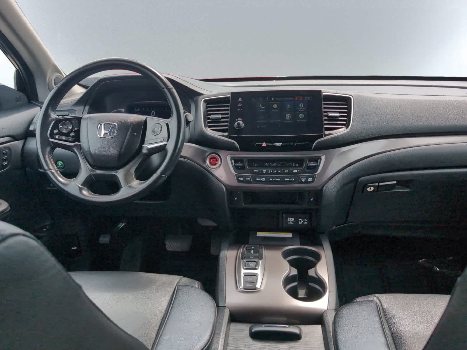 used 2022 Honda Pilot car, priced at $35,998