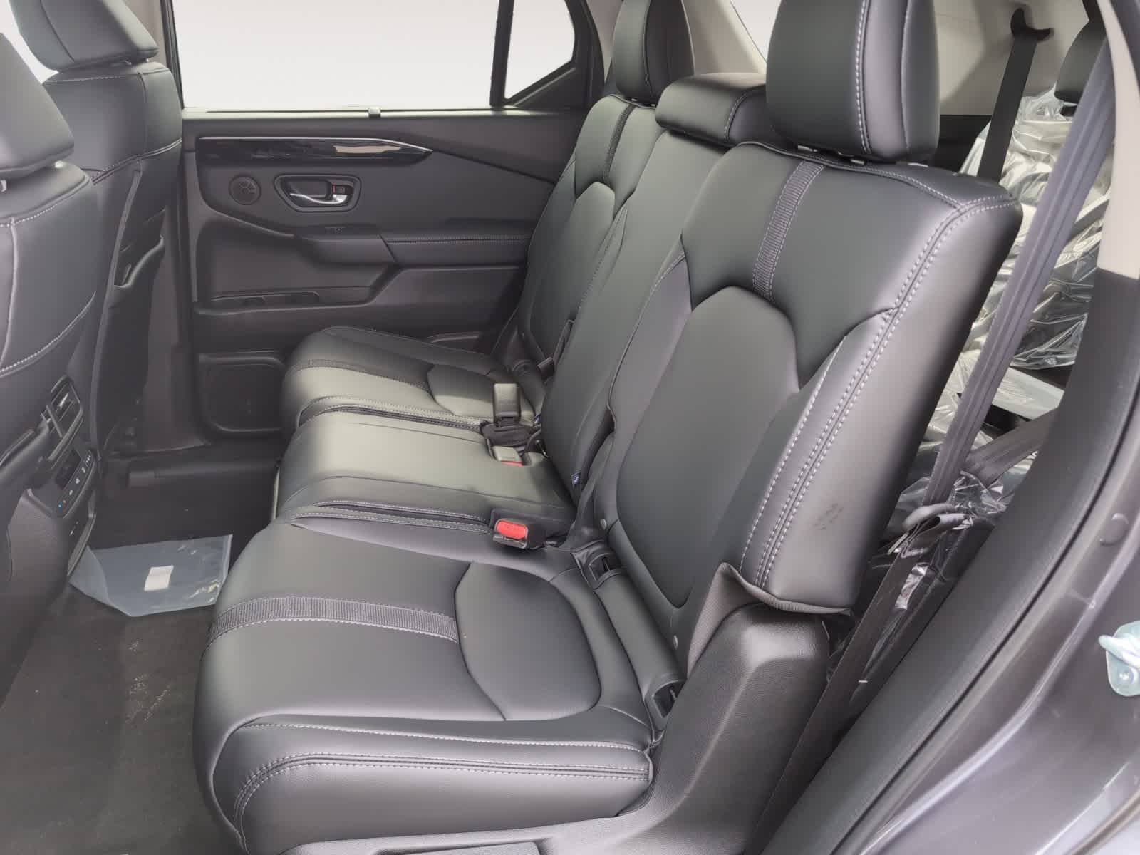 new 2025 Honda Pilot car, priced at $47,050