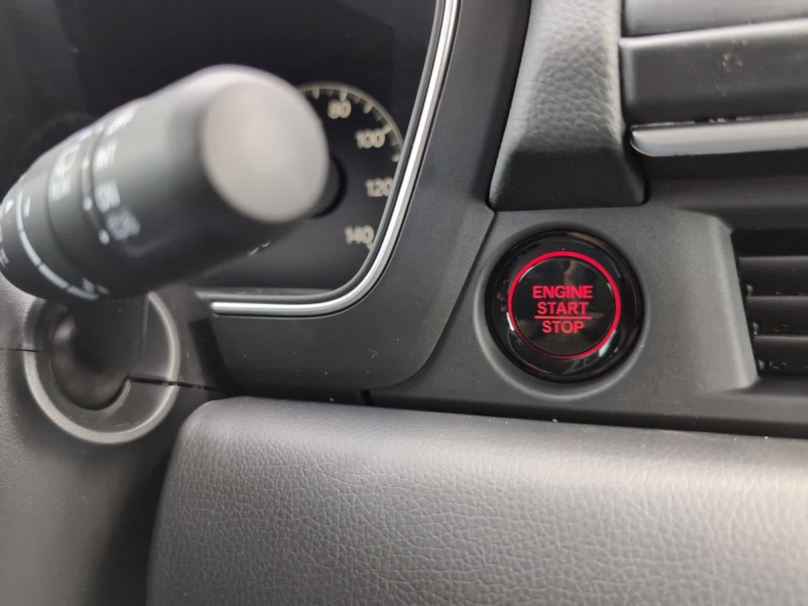 new 2025 Honda Pilot car, priced at $47,050