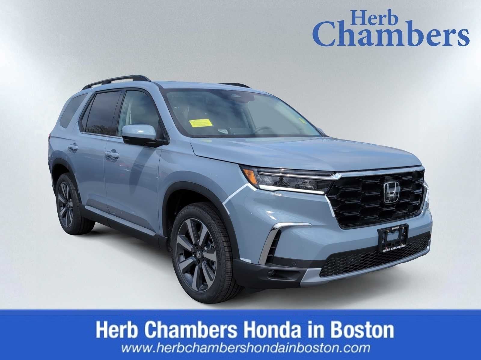new 2025 Honda Pilot car, priced at $51,505