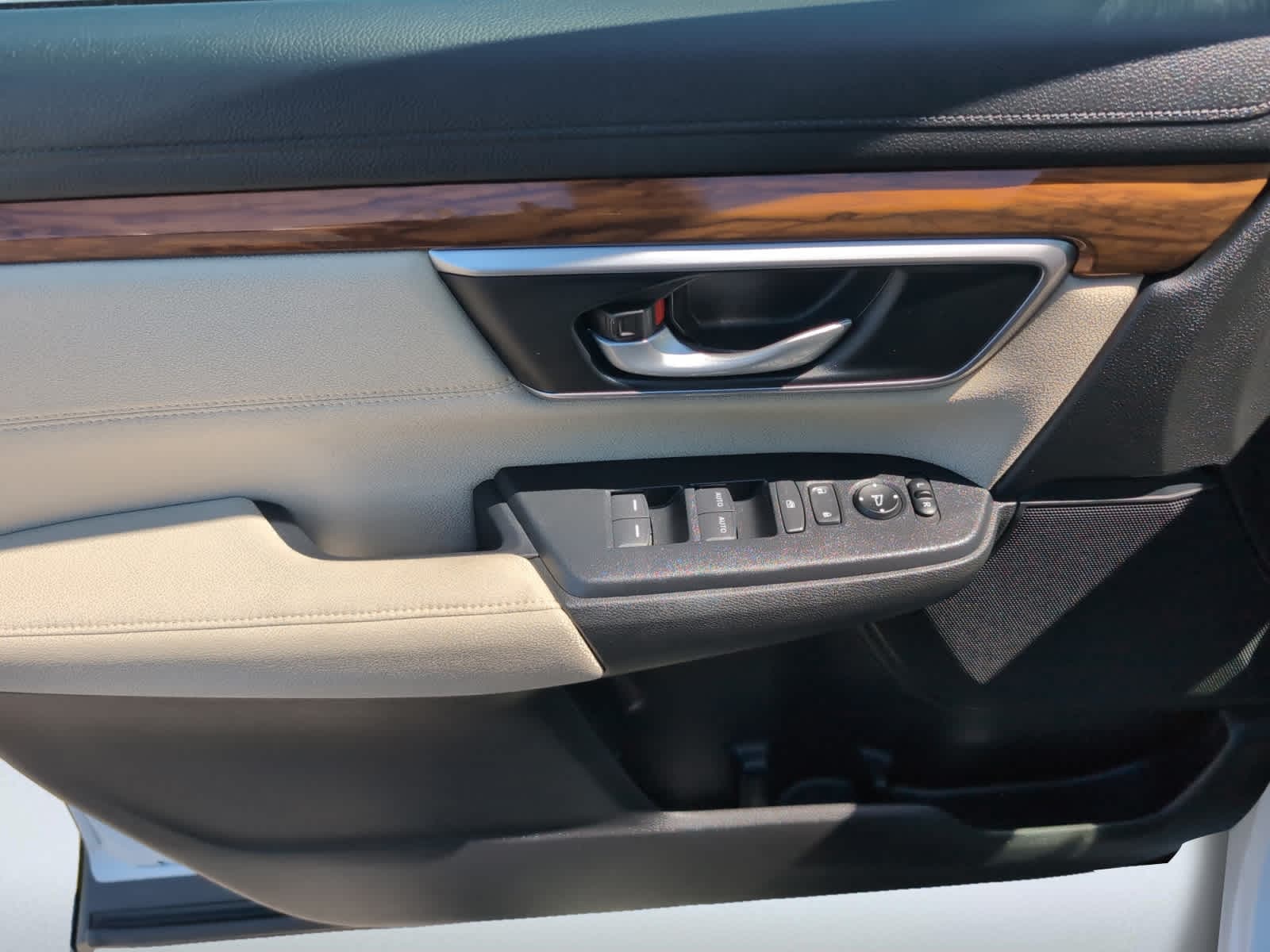 used 2022 Honda CR-V car, priced at $29,698