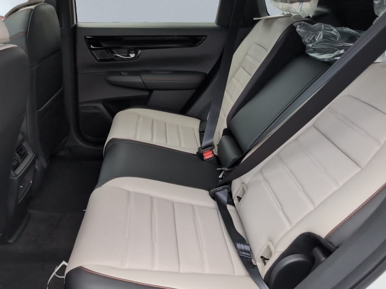 new 2025 Honda CR-V Hybrid car, priced at $42,950