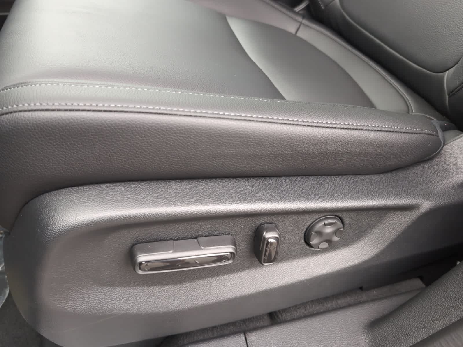 new 2025 Honda Odyssey car, priced at $43,670