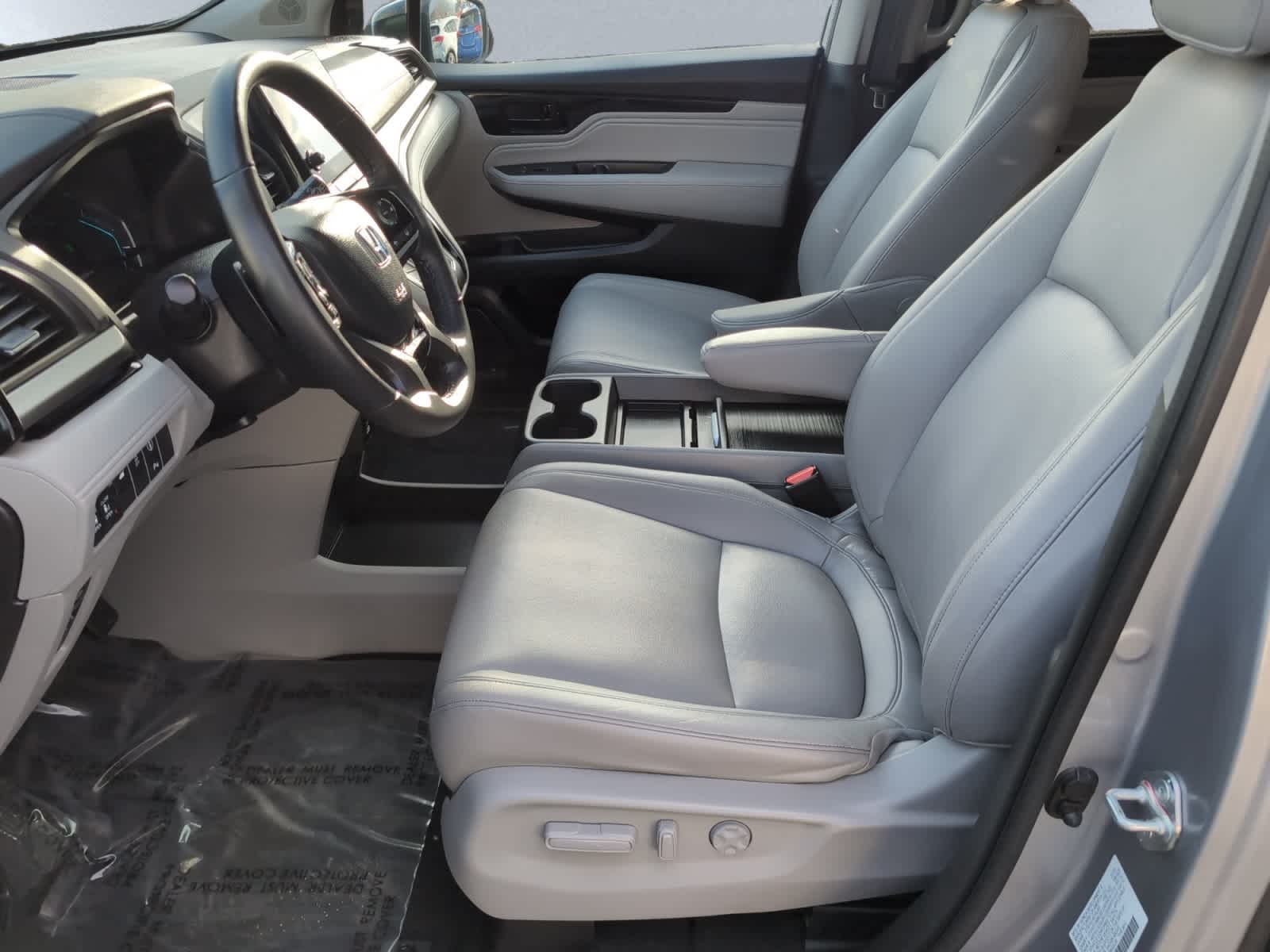 used 2023 Honda Odyssey car, priced at $38,698