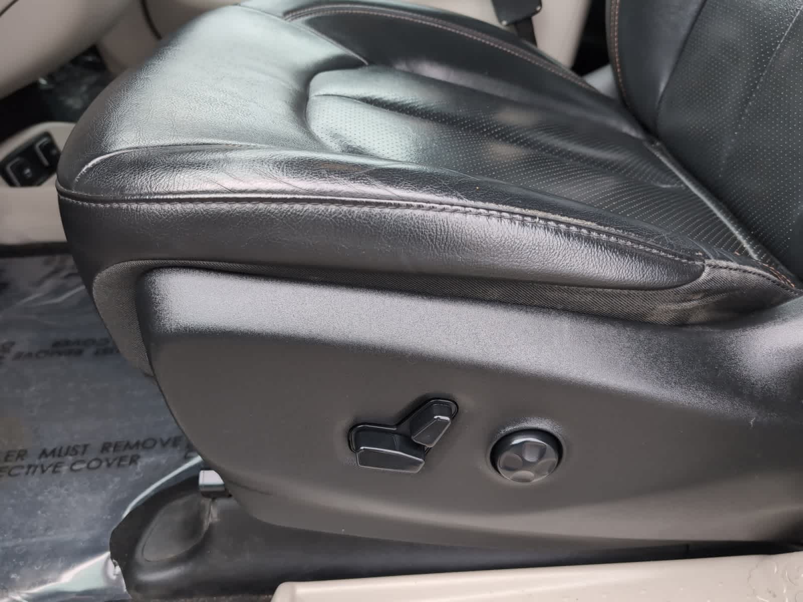 used 2019 Chrysler Pacifica car, priced at $20,998