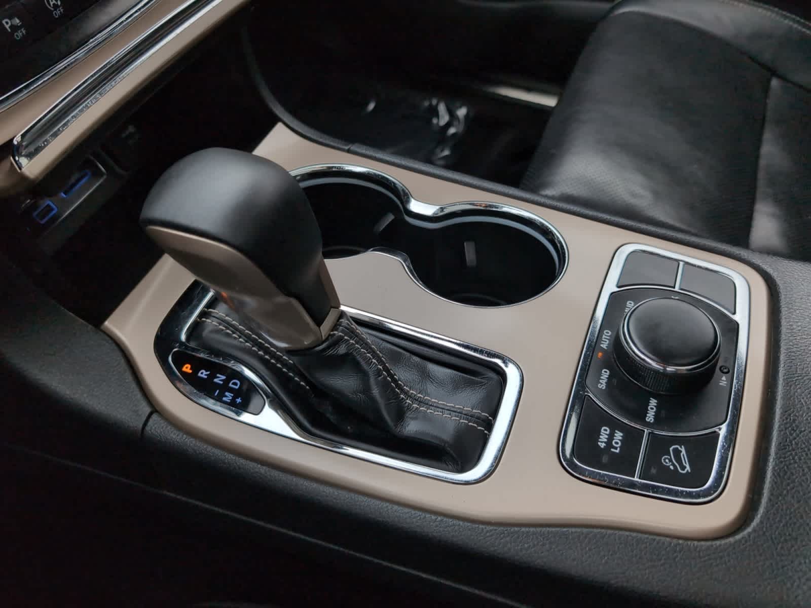 used 2017 Jeep Grand Cherokee car, priced at $18,698
