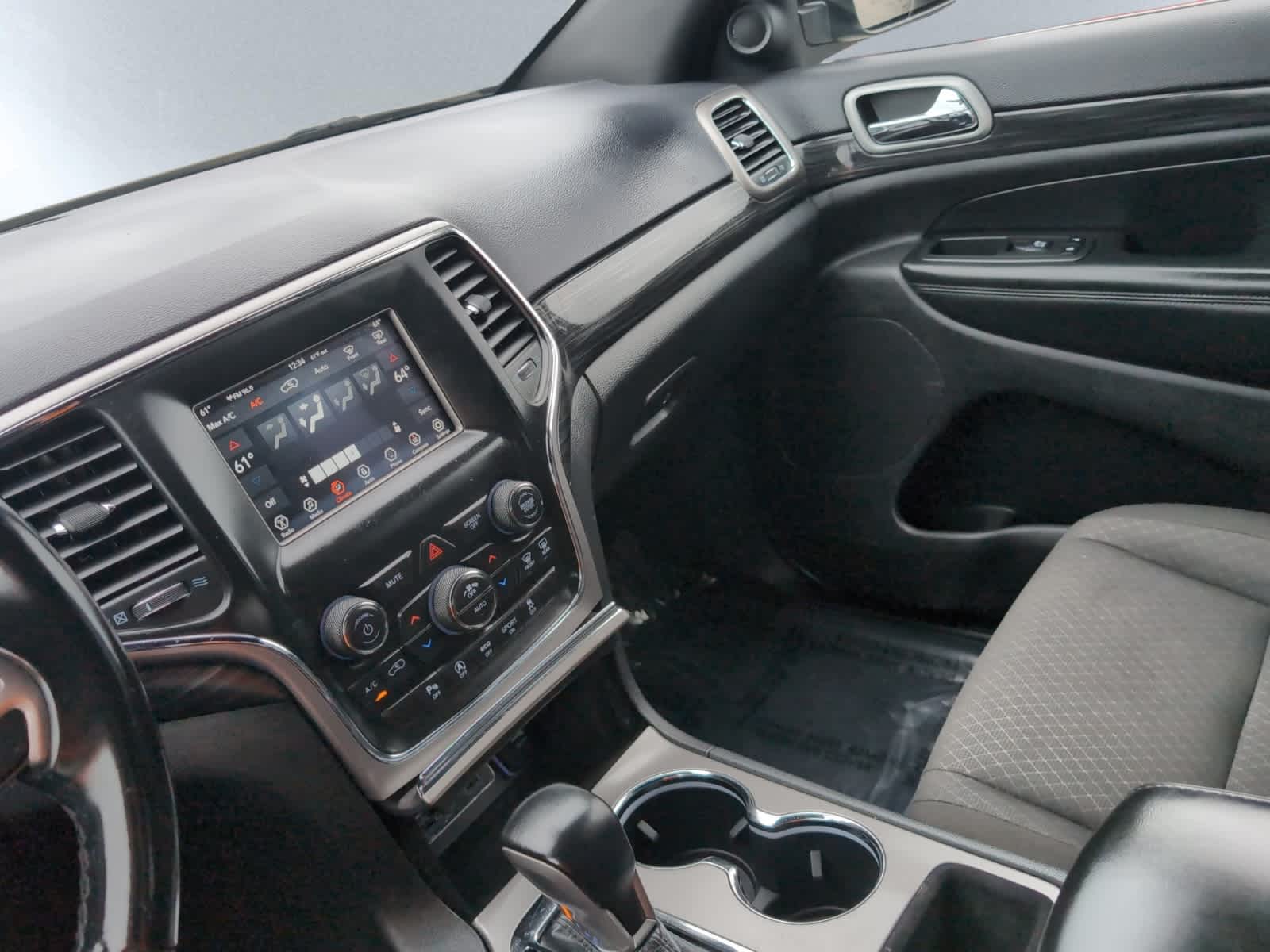 used 2020 Jeep Grand Cherokee car, priced at $18,998